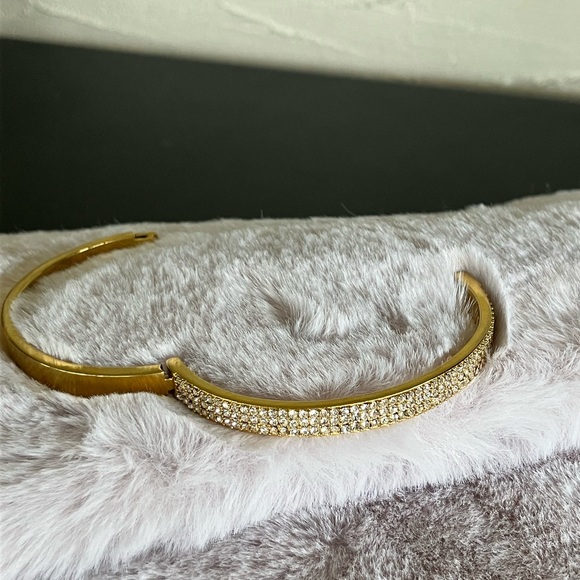 ♠️ KATE SPADE New York ♠️ Heavy Metals goldtone Pave hinged bangle bracelet EUC - Picture 9 of 12